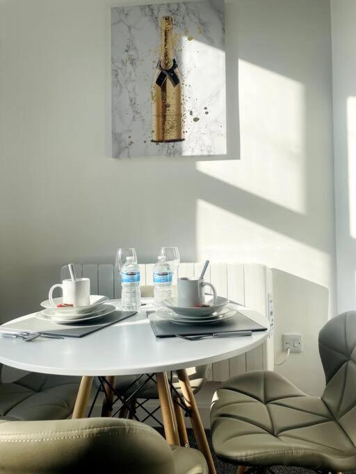#2Bs 1 Bed Serviced Apartment Дербі Екстер'єр фото